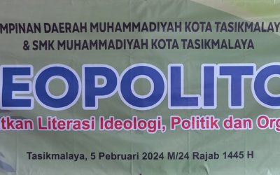 “IDEOPOLITOR: SMK Muhammadiyah Kota Tasikmalaya Ajak Siswa Memahami Ideologi, Politik, dan Persyarikatan”